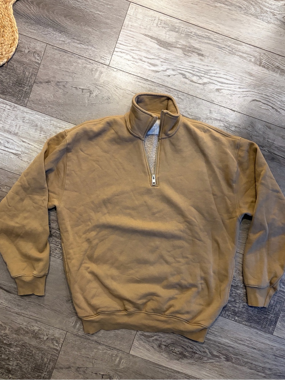 Quarter-Zip Fleece Pullover Sweater in Brown